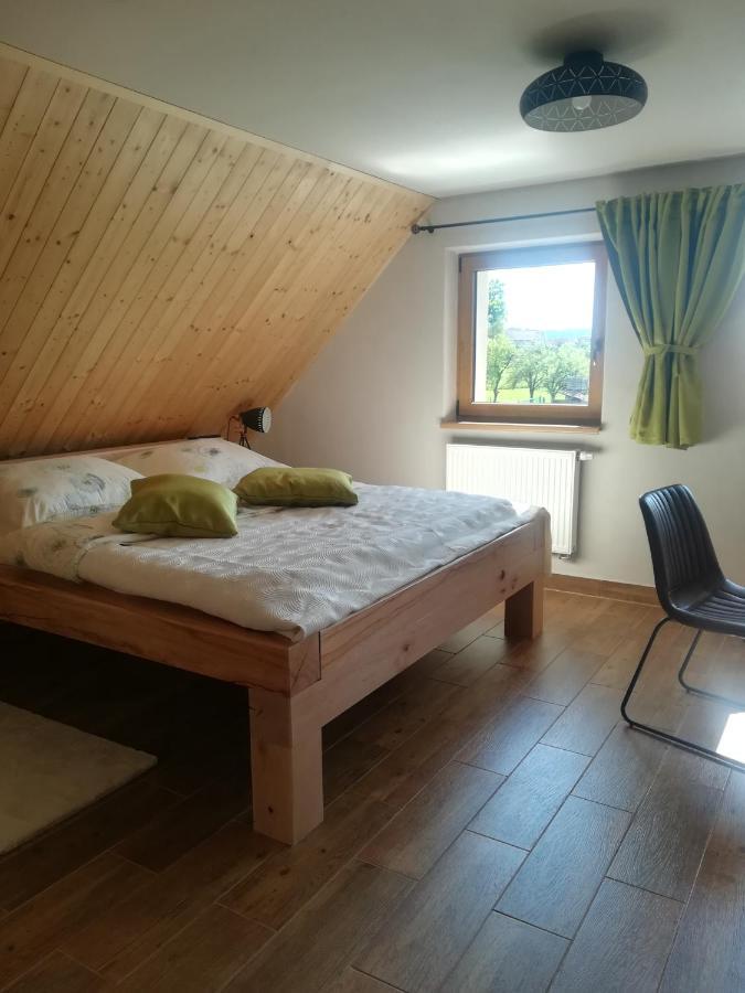 Apartman Life In Nature Jaronice Екстериор снимка