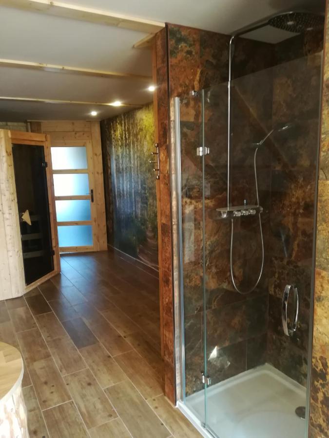 Apartman Life In Nature Jaronice Екстериор снимка